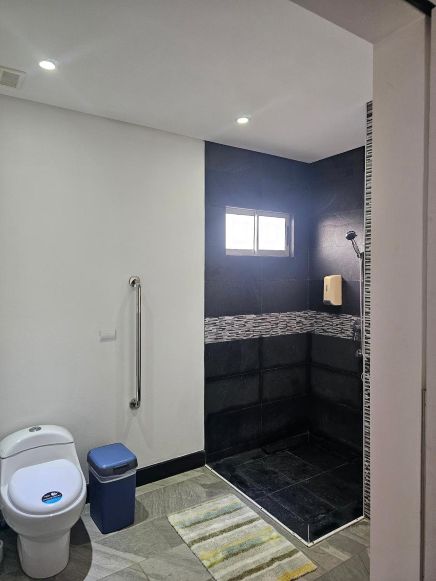 Pura Vida Apartments Quepos Szoba fotó