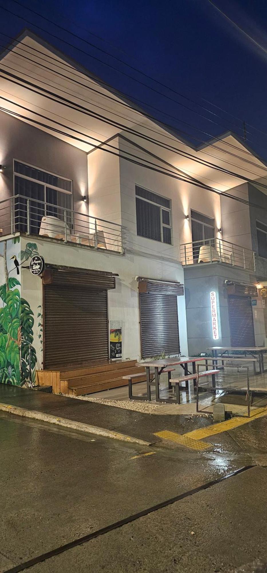 Pura Vida Apartments Quepos Kültér fotó
